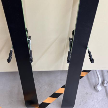 ATOMIC アトミック ブラック×グリーン