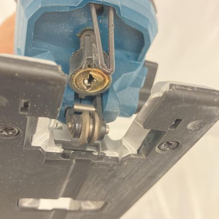 BOSCH ボッシュ ジグソー BOSCH GST 18V-LIB solo ネイビー  ケース付 コードレス式 18v  使用感有 本体のみモデル GST 18V-LIB solo ネイビー