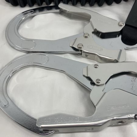 TITAN ランヤード TITAN HL-EBW ブラック 未使用品(S) ケース付 HL-EBW ブラック