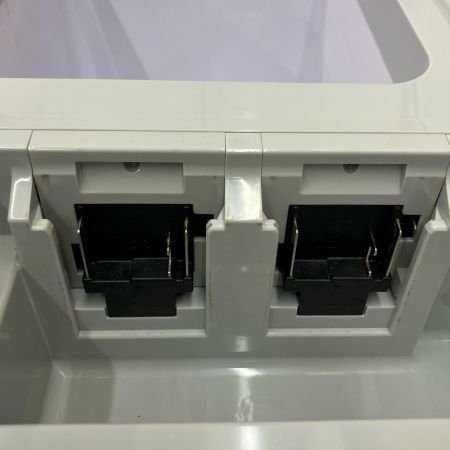 MAKITA マキタ 保冷温庫 20L CW180D ブルー 18v/100v アダプター・シガーソケット付