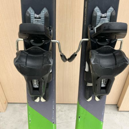 elan エラン カービングスキー ブラック×グリーン