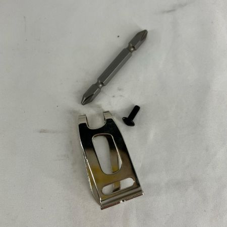 MAKITA マキタ 締め付け工具 ドライバドリル 本体のみ DF484DZ グリーン