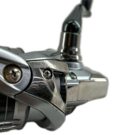 SHIMANO シマノ リール　ナスキー　C3000HG 043214