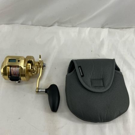 SHIMANO シマノ SHIMANO シマノ 03820　両軸リール　オシアコンクエスト　ケース付 03820