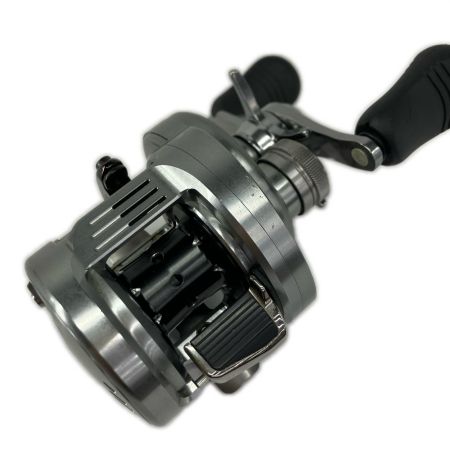 SHIMANO シマノ リール ベイトリール DC200HG  04039