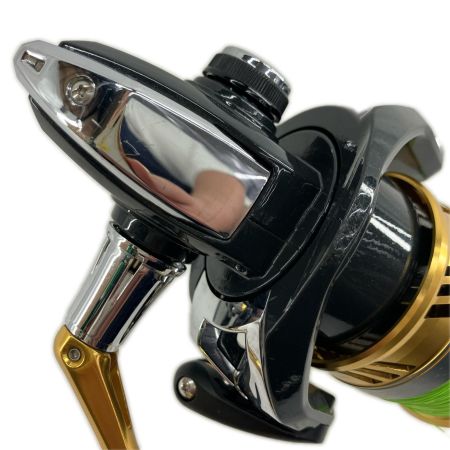 SHIMANO シマノ リール スピニングリール SHIMANO 03632 SAHARA 03632