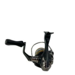 SHIMANO シマノ スピニングリール　サハラ　C2000SHG 044525 Bランク