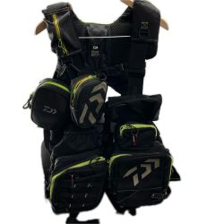 DAIWA ダイワ 釣り服飾 フローティングベスト DAIWA ブラック DF-6109 ブラック Bランク