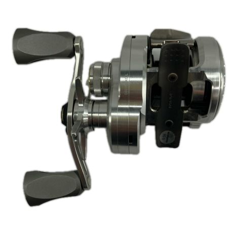 SHIMANO シマノ リール ベイトリール SHIMANO 049353 カルカッタコンクエスト 箱付 XGLEFT 049353