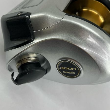 SHIMANO 電動リール SHIMANO 03424 プレミオ3000 キャップ一部破損 電源コード 03424