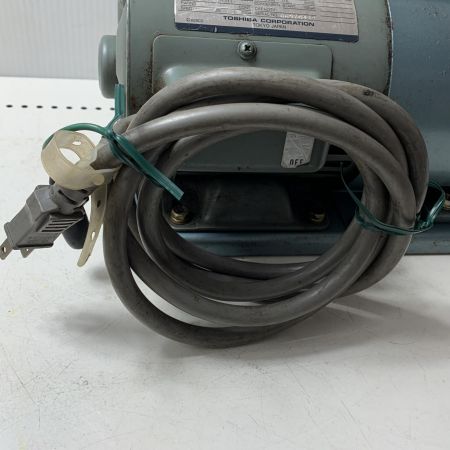 €€ TOSHIBA 東芝 油回転真空ポンプ(本体のみ) SKD スカイブルー