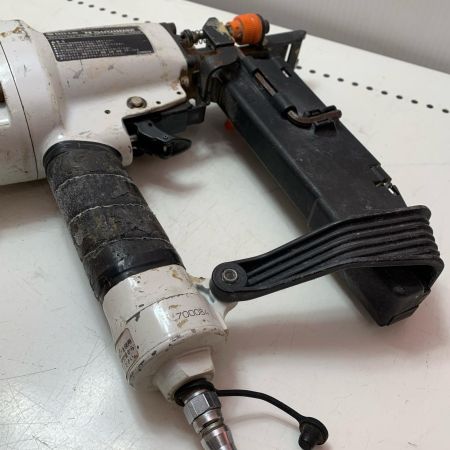 HITACHI 日立 【ジャンク品】エアタッカ 4点セット ベージュ