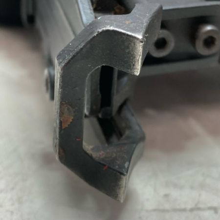 MAX マックス エアネイラ 常圧 50mm エア漏れあり 557 レッド
