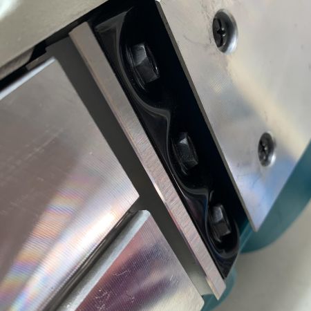 MAKITA マキタ 82mm　電動カンナ KP0800A ブルー