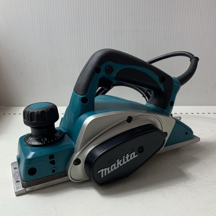 €€ MAKITA マキタ 82mm 電動カンナ KP0800A ブルー - 中古 €€ MAKITA マキタ 82mm 電動カンナ KP0800A ブルー - 中古