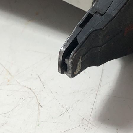 MAKITA マキタ 高圧仕上釘打 AF552H レッド