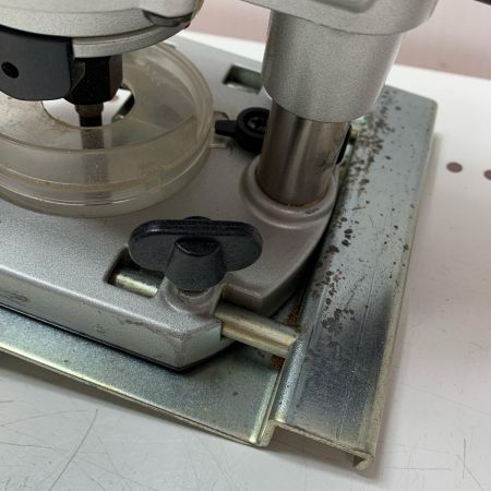 MAKITA マキタ ルーター RP0910