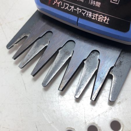 IRISOHYAMA アイリスオーヤマ バリカン式芝刈機 BA-8 スカイブルー