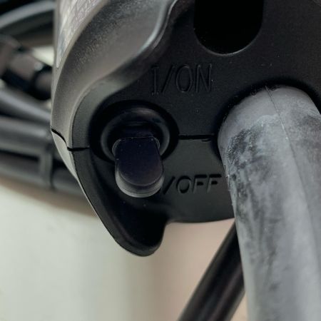 MAKITA マキタ 100mm ディスクグラインダ 9533BH グリーン