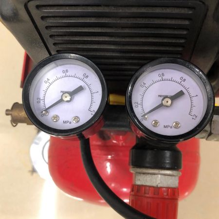 県央貿易 エアツール コンプレッサー KML-60 シルバー