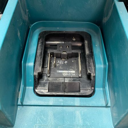 MAKITA マキタ 乾湿両用業務用充電式集じん機 VC750D
