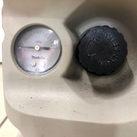MAKITA マキタ エアコンプレッサー AC700