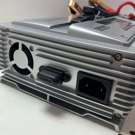 CELLSTAR セルスター ハイパワーセルスタート機能付　全自動バッテリー充電器 CV-800