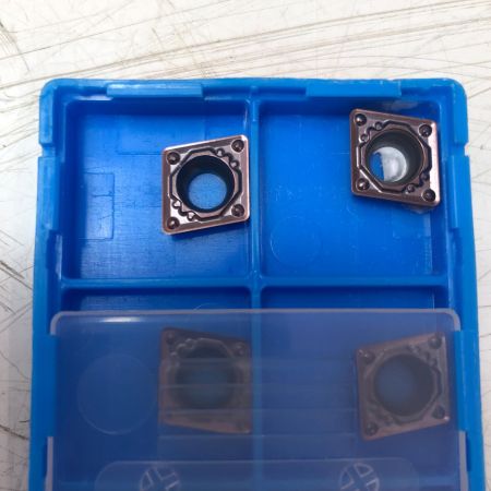 KYOCERA ねじ切りチップ 7セット