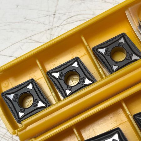 KENNAMETAL ねじ切りチップ2セット