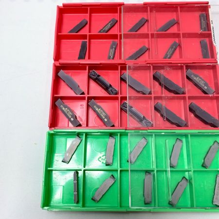 MITSUBISHI　ねじ切りチップ ８セット