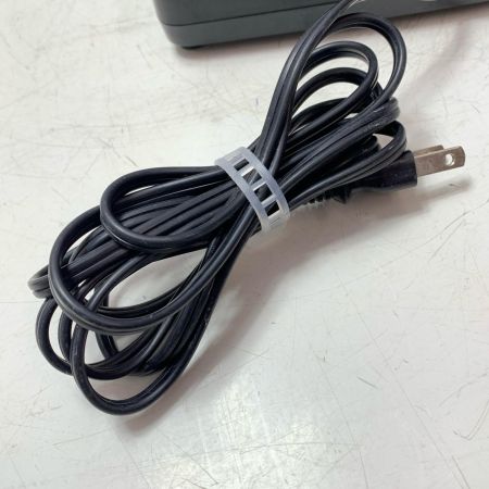 MAKITA マキタ 充電器 DC18RC