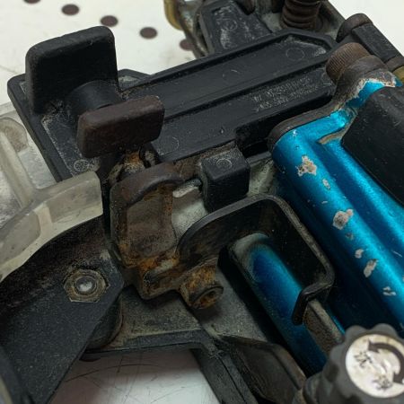 MAKITA マキタ 高圧エアビス打ち機 AR411HR++