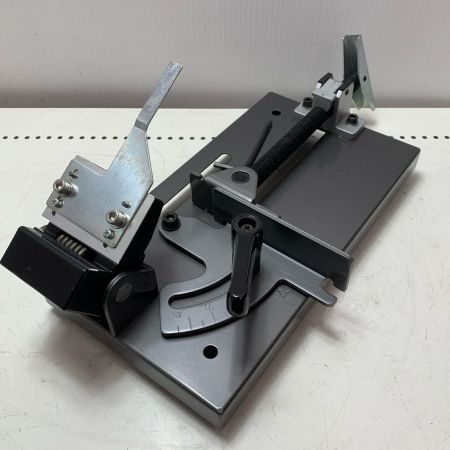 HiKOKI ハイコーキ 丸ノコ用バイススタンド　377314