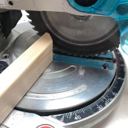 MAKITA マキタ 165ｍｍ 充電式卓上マルノコ LS600D