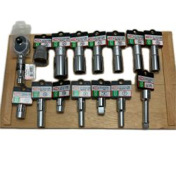 TONE 105-9.5ラチェットハンドル ソケットセット　未使用品 Sランク