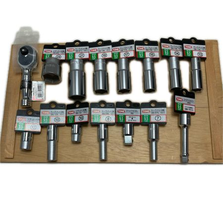 TONE 105-9.5ラチェットハンドル ソケットセット　未使用品