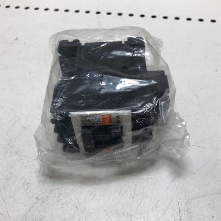 富士電機 標準形電磁接触器 未使用品 SC-03