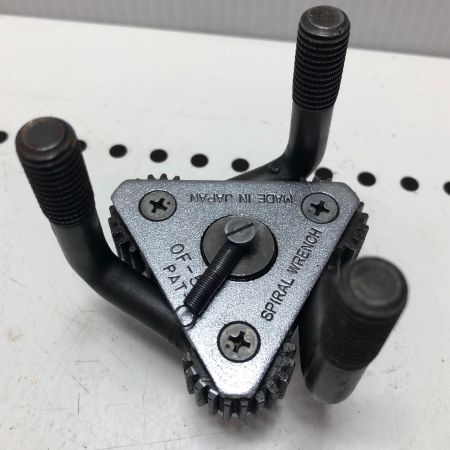 スパイラルレンチ 2個セット 難あり