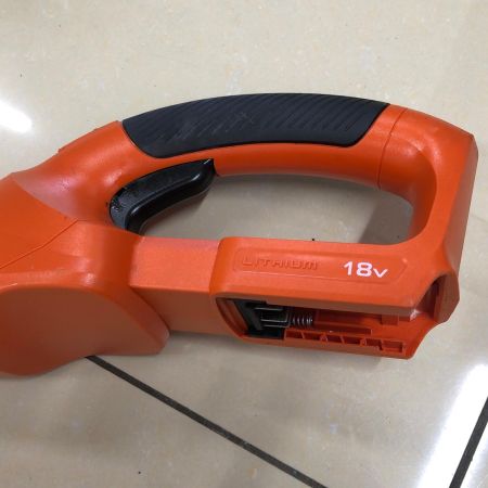 BLACK+DECKER ブラックアンドデッカー  チェーンソー 充電器・充電池1個・ケース付 コードレス式 200mm 18v 4.0Ah GPC1840LN オレンジ