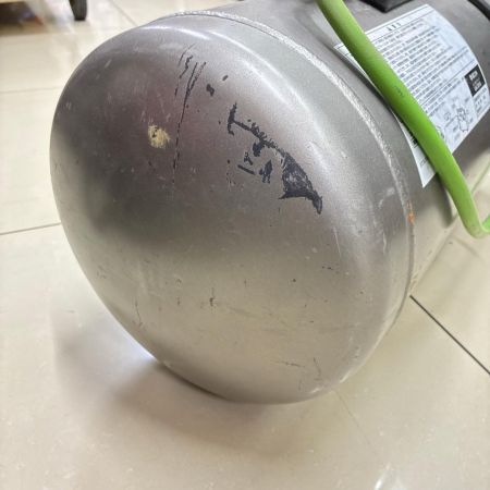 HITACHI 日立 エアタンク 本体のみ 常圧 18-11 UA3810 ライトグレー