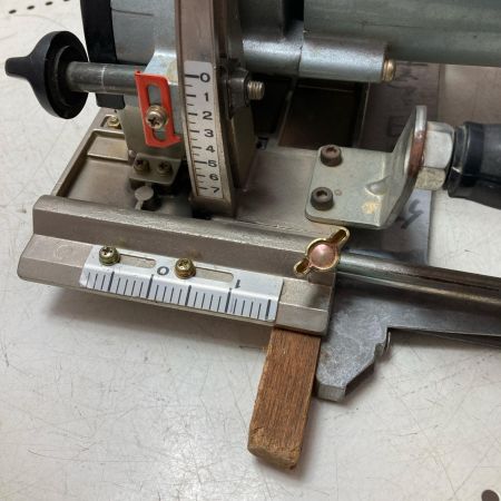 HITACHI 日立 21ｍｍ ブレーキ付 小穴カッタ コード式 PG21BA スカイブルー