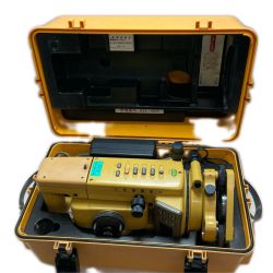 TOPCON 測量器具 2023年校正証書つき GTS-320FⅡ Bランク
