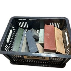 砥石 ケース含み12ｋｇセット Cランク