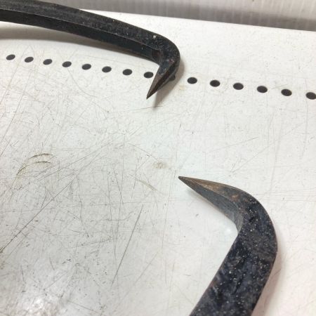 氷バサミ
