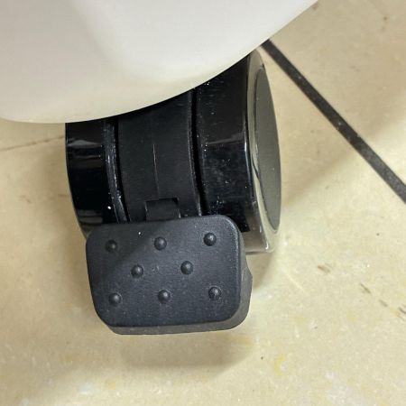 MAKITA マキタ 充電式 集じん機 内部ヨゴレ有 VC013G