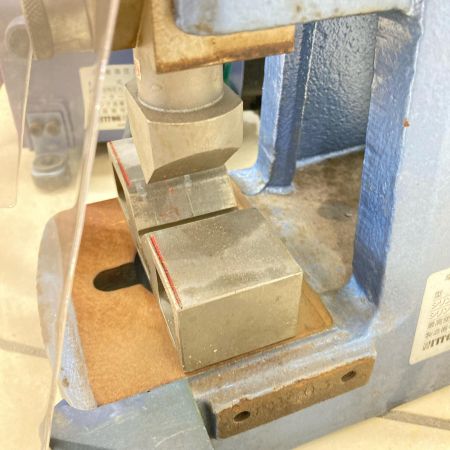 日東造機 卓上フォーミングマシン FM-5-1