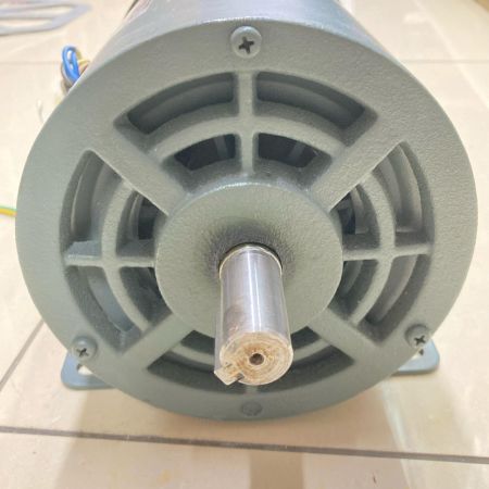 TOSHIBA 東芝 【ジャンク品】モーター 0.75kw 0.75kw