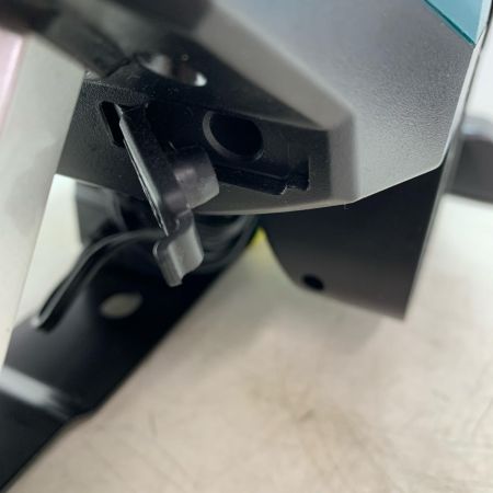 MAKITA マキタ 充電式産業扇 CF301D