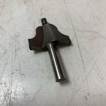 RYOBI リョービ ルーター　120ｖ 8.0Ah R160