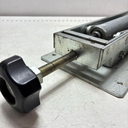 HITACHI 日立 卓上丸ノコ補助ローラー